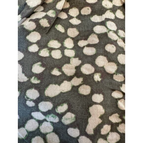 InkedFaded Green High Low Tank - S, Dotted & Flowy! - Picture 3 of 4